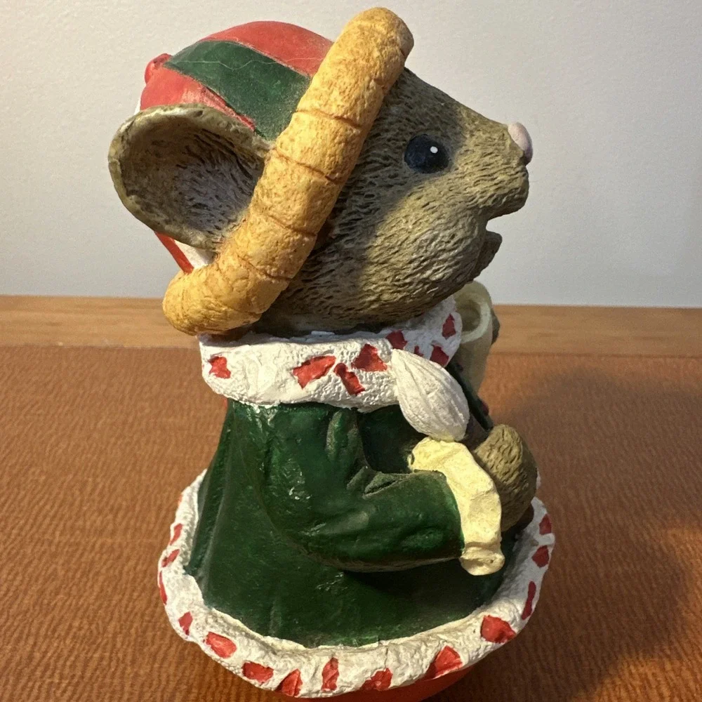 Christmas mouse brown green red white‎ paint brush 5